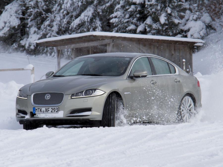  Jaguar XF 3.0 AWD 2012 года  (фото 5 из 9)